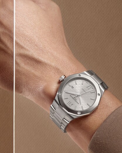 名士表（Baume & Mercier）Riviera 10622 男士腕表 Close-Up