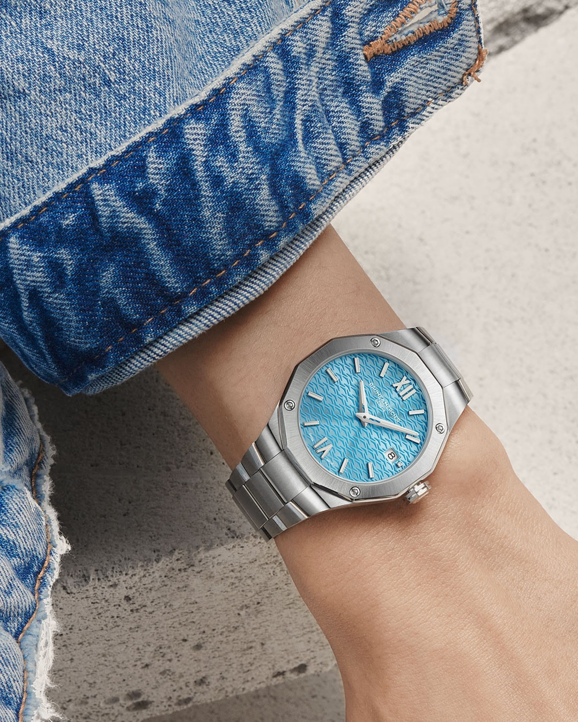 名士表（Baume & Mercier）Riviera 10612 女士腕表 Close-Up