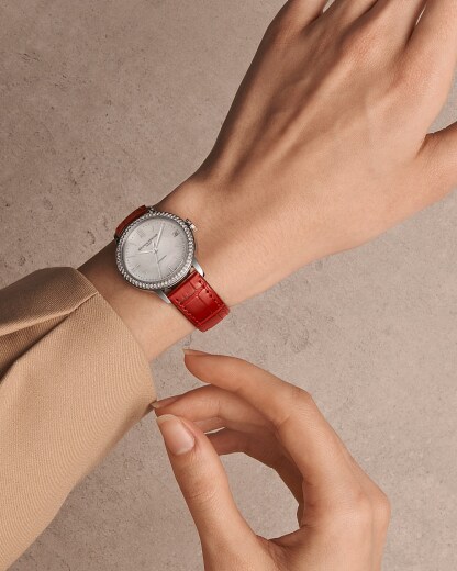 名士表（Baume & Mercier）Classima 10546 女士腕表 Close-Up