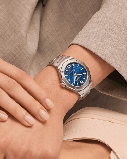 名士表（Baume & Mercier）Riviera 10679 女士腕表 Close-Up