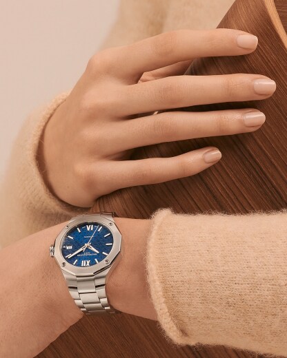 名士表（Baume & Mercier）Riviera 10679 女士腕表 Close-Up