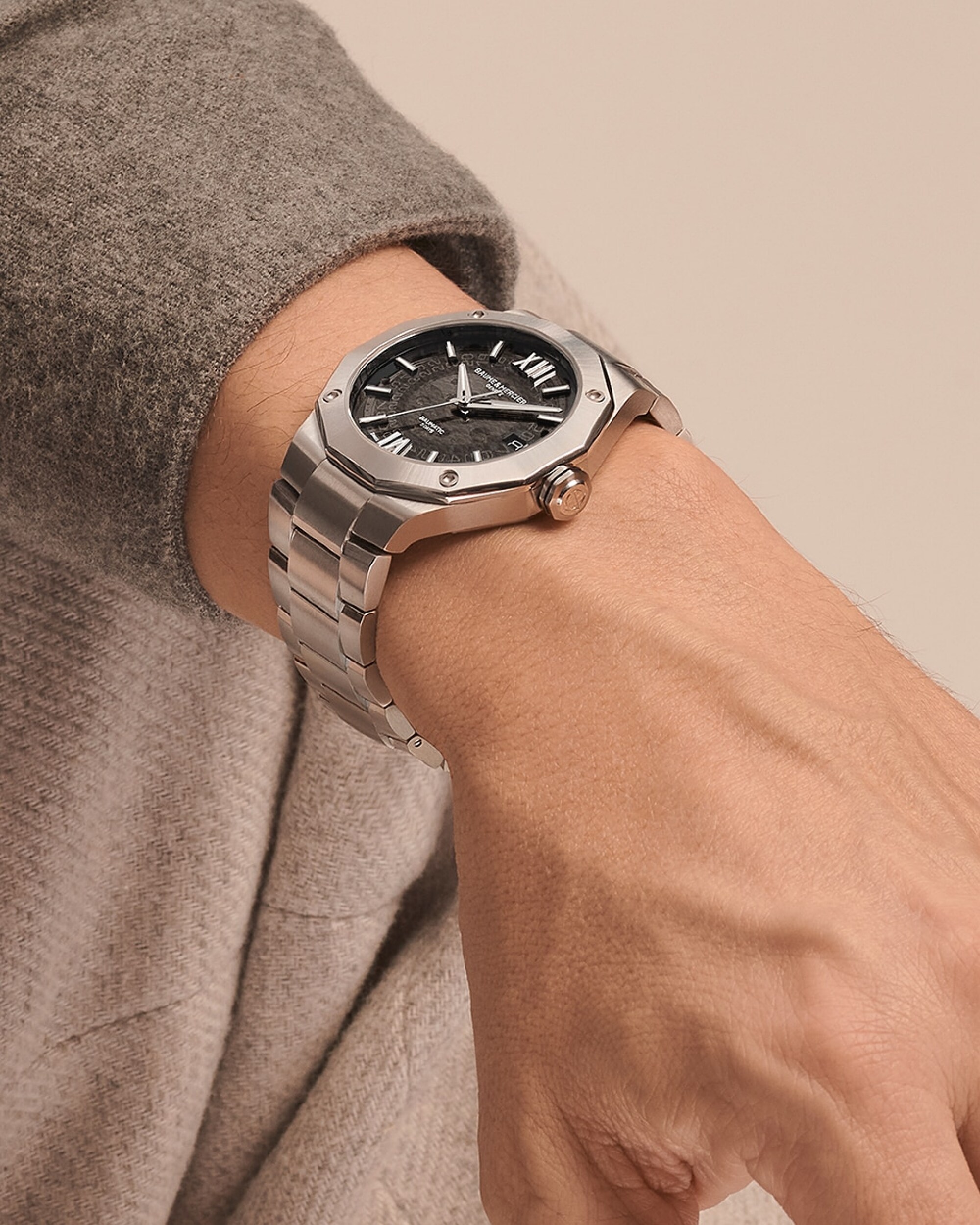 名士表(Baume & Mercier)Riviera 10702 男士腕表 Close-Up