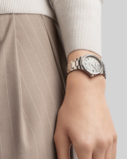 名士表（Baume & Mercier）Riviera 10729 女士腕表 Close-Up