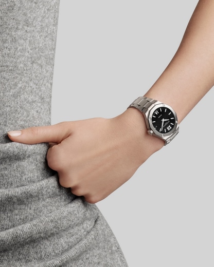 名士表（Baume & Mercier）Riviera 10724 女士腕表 Close-Up